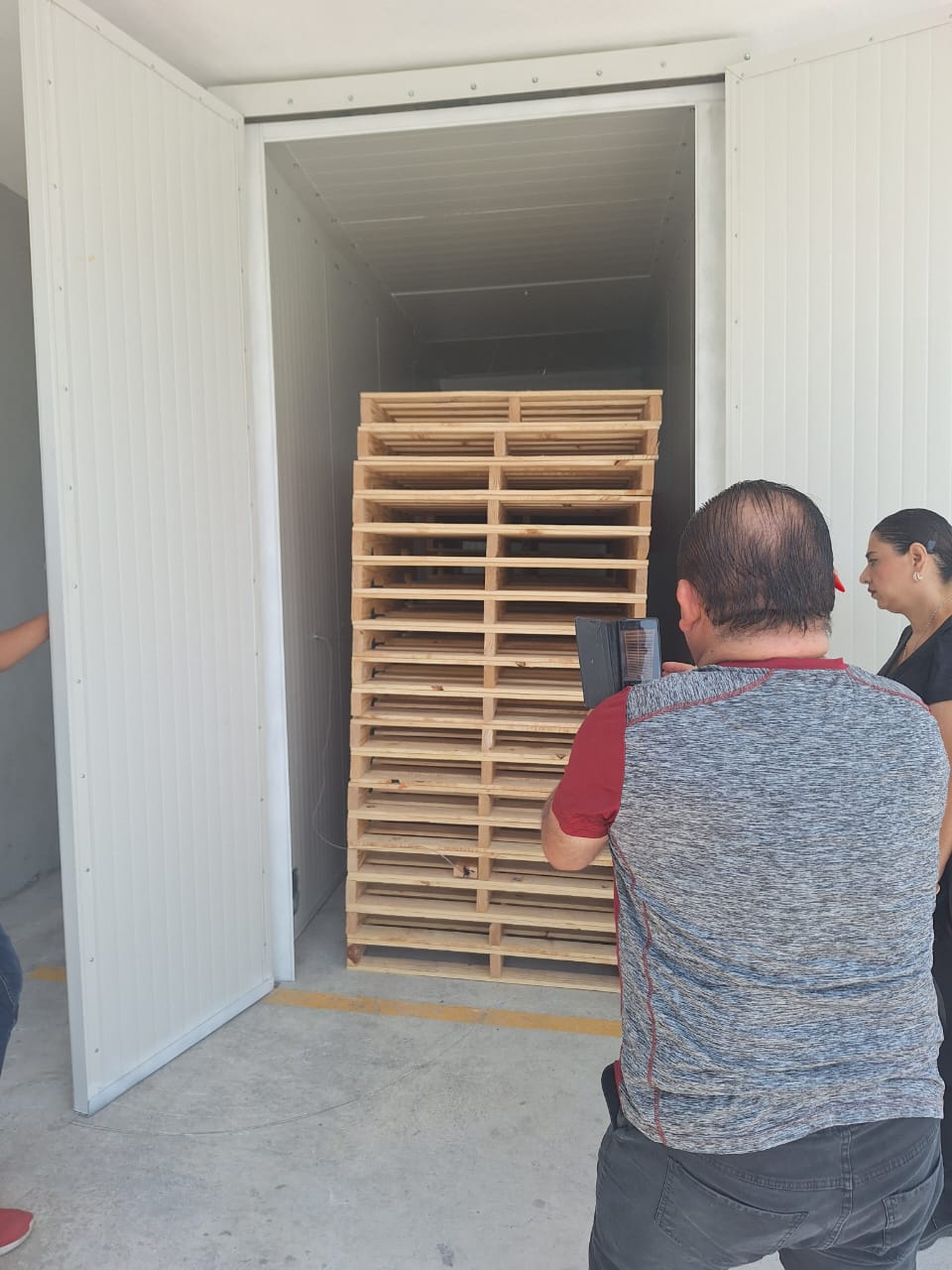 Horno instalado en planta maderera